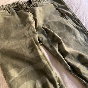 ARITZIA cargo pant